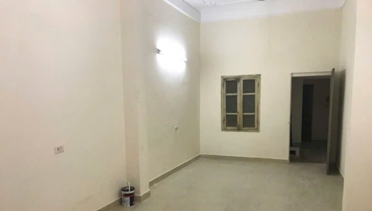 CHO THUÊ NHÀ LÀM VP CÔNG TY,  VỪA Ở VỪA KD PHỐ NGÔ QUYỀN, 3 TẦNG, 40M2, 4 N, 11 TRIỆU